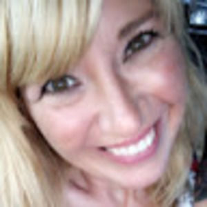 Meet your Posher, Niki